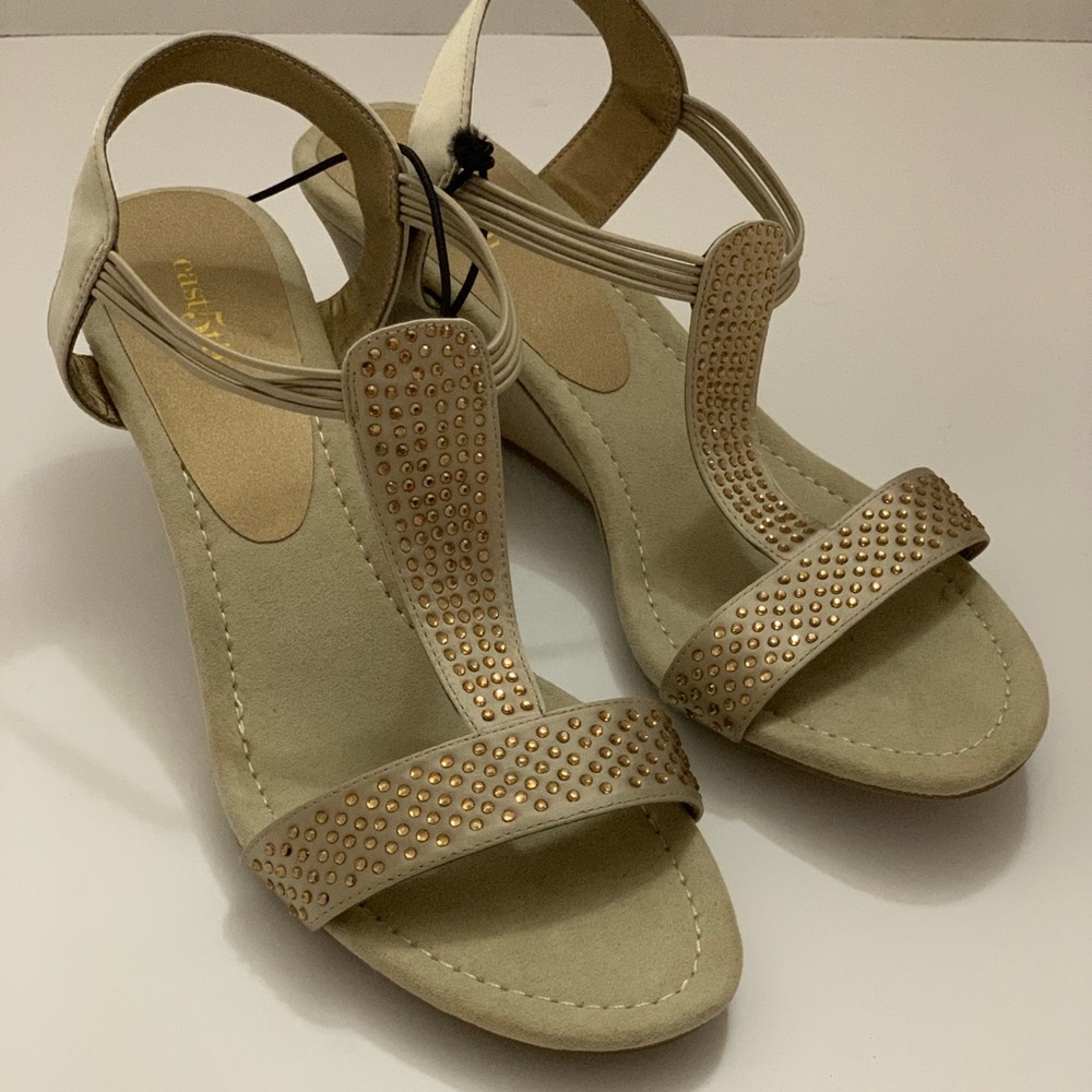 Woman’s East 5th Sandals